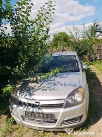 Opel Astra H benzina 2005 dezmembrări