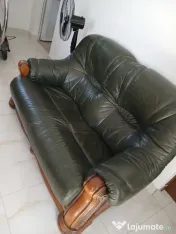 Canapea din piele
