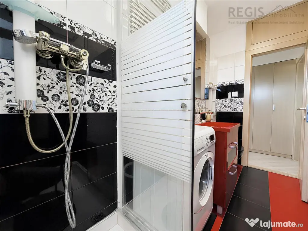 Apartament renovat cu 2 camere si parcare zona Judetean
