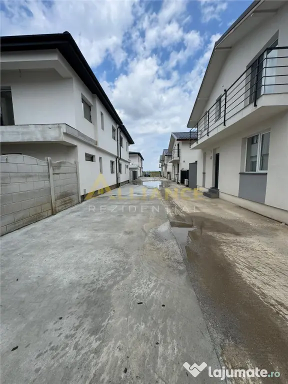Vila tip Duplex | 4 camere - 3 bai | Disponibila imediat