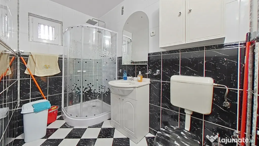 Apartament deosebit cu 2 camere, la câțiva pași de Zirida