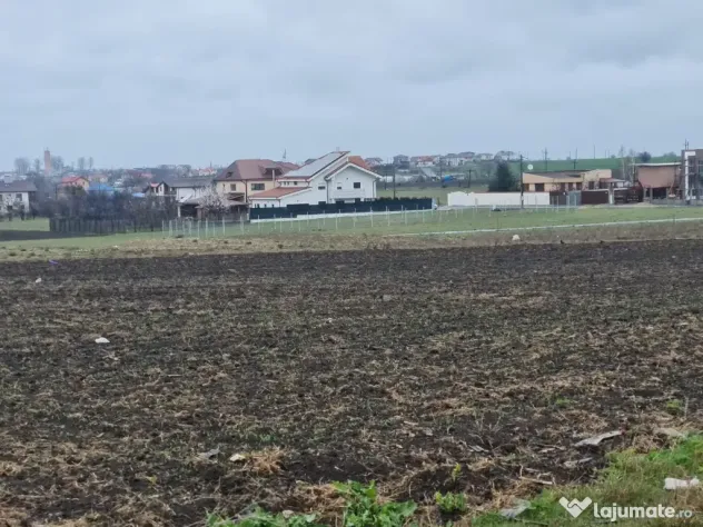 Vand teren in Tuzla partea Mari Negre