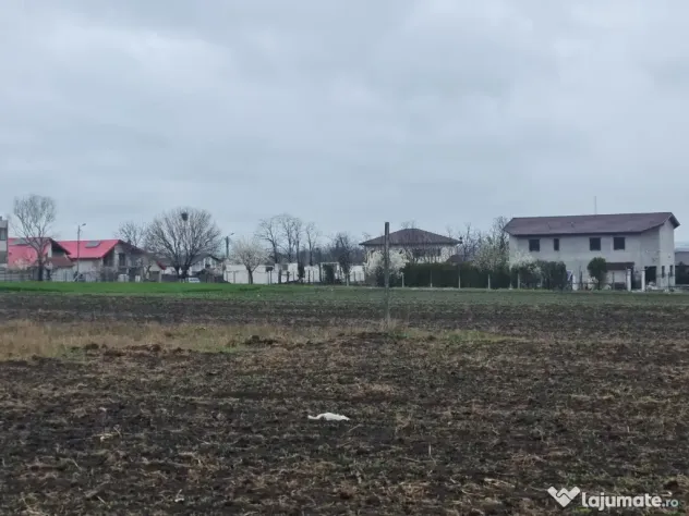 Vand teren in Tuzla partea Mari Negre