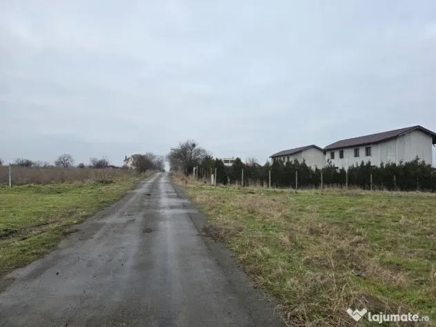 Vand teren in Tuzla partea Mari Negre