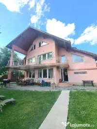 Casă spațioasă cu teren de 1.000 mp în Cristian, Brașov 
