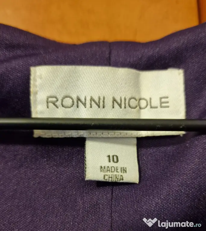 Ronni Nicole, rochie de seara, catifea violet, masura 10