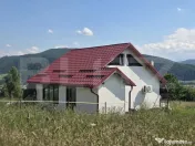 Casă de vacanță + 3000 mp teren, Gura Humorului 