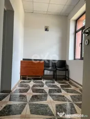 Casă în centrul comunei Corbii Mari | Ideală pentru birou 