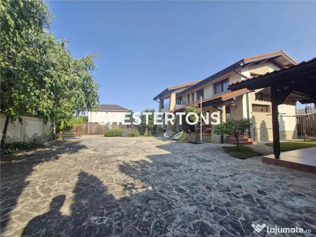 Vila/casa vacanta premium cu 5 camere , teren de 551 m.p.in