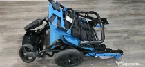 Cărucior pentru copii cu dizabilități