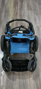 Cărucior pentru copii cu dizabilități