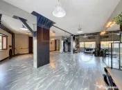Spațiu premium, 100 mp, parcare, utilități incluse, zona
