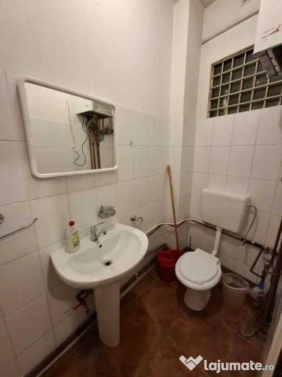 Vand spatiu comercial - Piata Avram Iancu ID: 41360