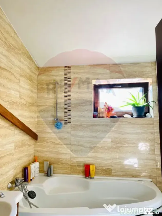Comision 0% pentru chirias | Casa deosebita cu curte | Zo... - Iasi (Iasi)
