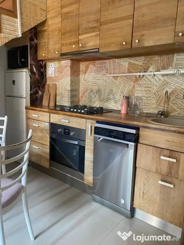Comision 0% pentru chirias | Casa deosebita cu curte | Zo...