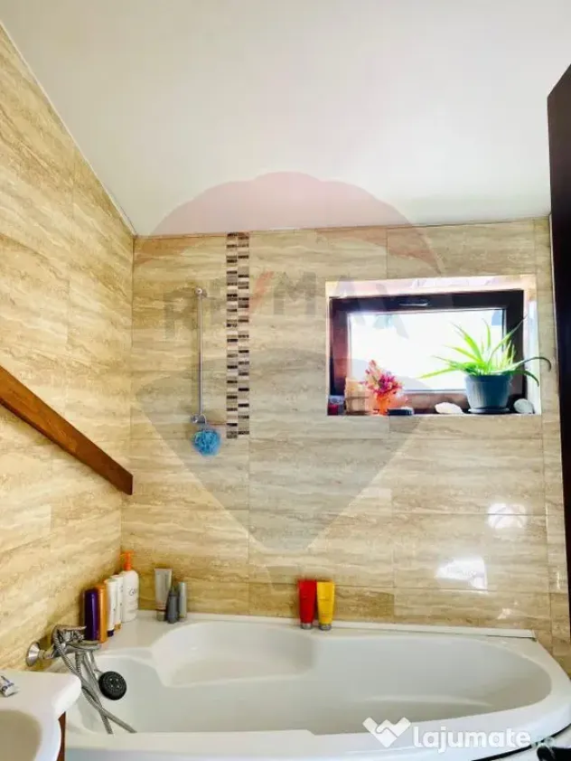 Comision 0% pentru chirias | Casa deosebita cu curte | Zo...