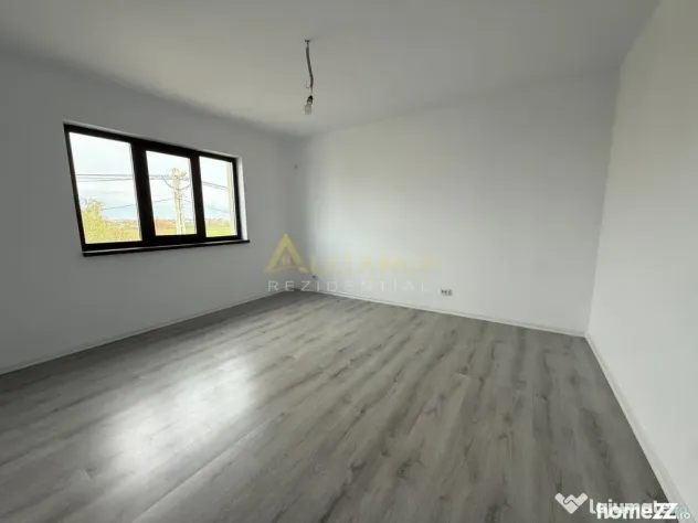 Vila individuala ~ 4 camere 2 bai ~ pod ~ incalzire pardosea