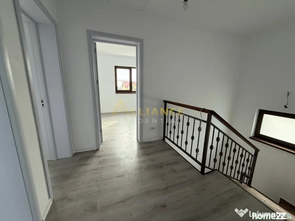 Vila individuala ~ 4 camere 2 bai ~ pod ~ incalzire pardosea