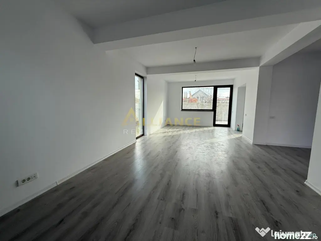 Vila individuala ~ 4 camere 2 bai ~ pod ~ incalzire pardosea