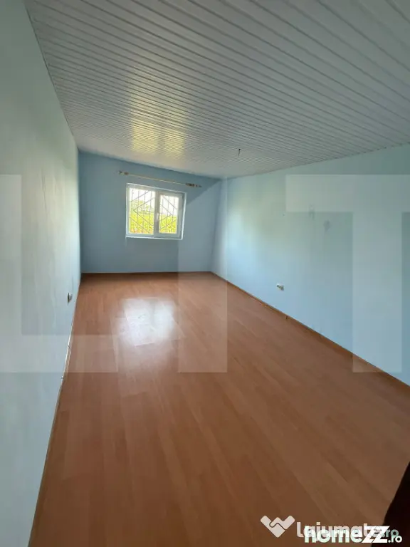 Casă individuală, 235.71 mp, teren 9600 mp- 1001 mp intrav - Bucecea (Botosani)