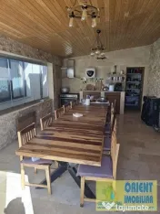 Valu lui Traian, casa de vanzare, 4 camere, spatioasa