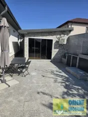 Valu lui Traian, casa de vanzare, 4 camere, spatioasa