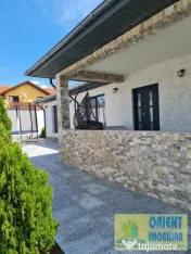 Valu lui Traian, casa de vanzare, 4 camere, spatioasa