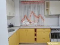 Vă oferim spre inchiriere apatrament 3 camere decomandat