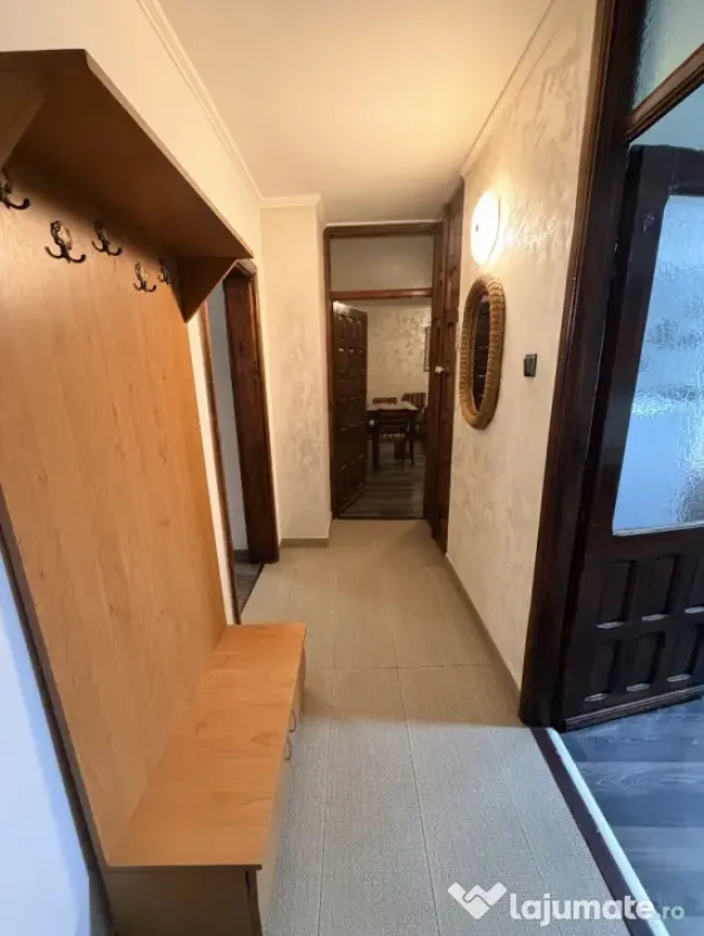 Apartament 4 camere decomandat, 98 mp, zona 1 Mai - Parcul R