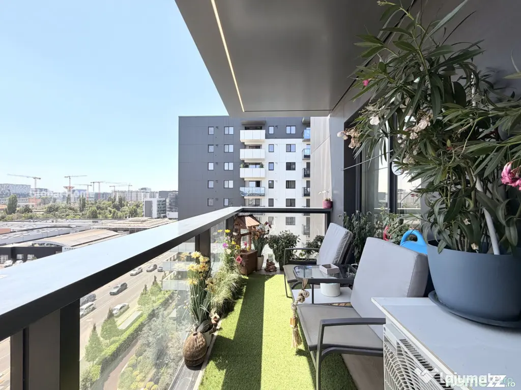 3 Rooms + Parking + Storage | Panoramic View | Cortina North