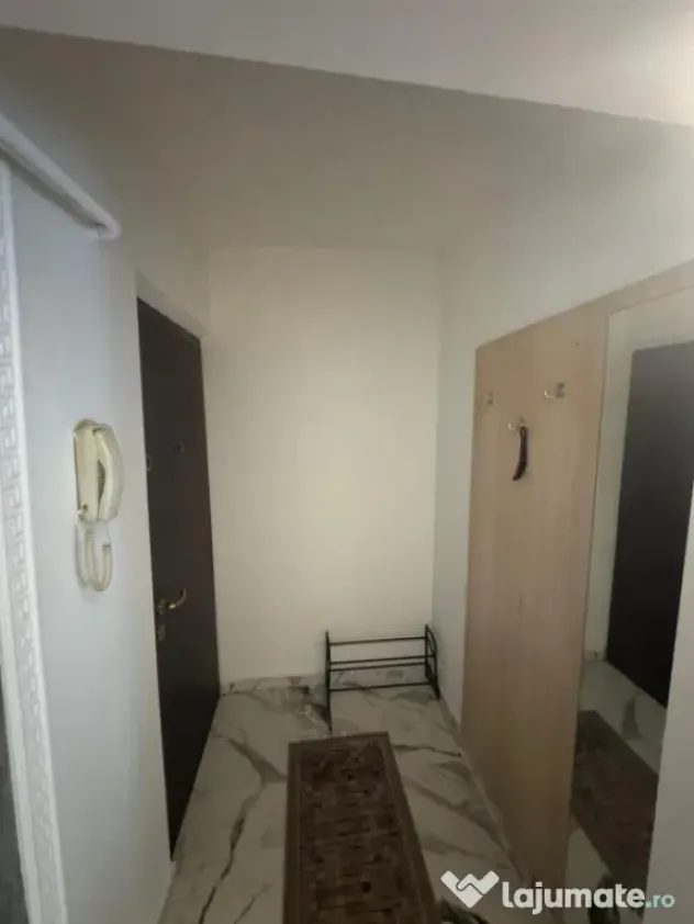 Apartament 2 camere semi-decomandat, Brazda, Et 1