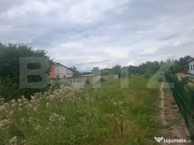 Teren intravilan, 2.500 mp, zona Mătăsaru
