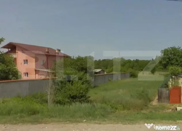 Teren intravilan, 2.500 mp, zona Mătăsaru - Matasaru (Dambovita)