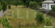 TEREN INTRAVILAN IMPREJMUIT DIN DOUA PARTI CU VECINI LINISTI 