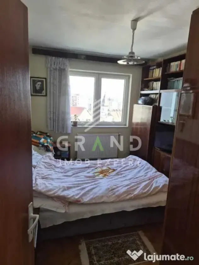 Apartament 3 camere, zona McDonalds, Minerva