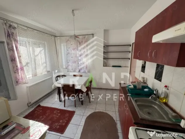 Casa 4 camere | 4 bai | 2 bucatarii | GARAJ | zona Semicentr