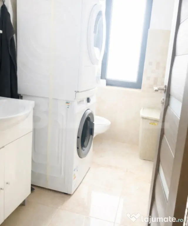 Casă complet mobilată și utilată, 3 dormitoare, Berc