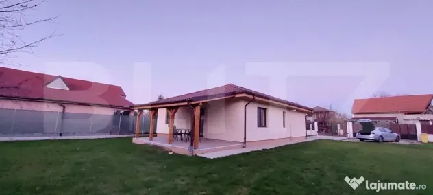 Casă complet mobilată și utilată, 3 dormitoare, Berc