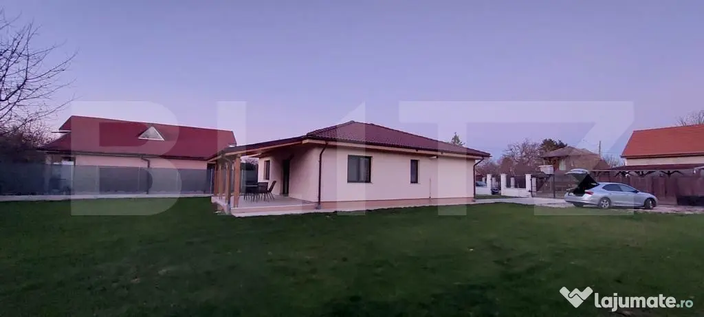 Casă complet mobilată și utilată, 3 dormitoare, Berc