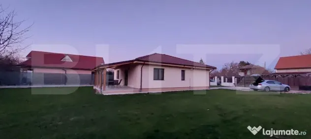 Casă complet mobilată și utilată, 3 dormitoare, Berc