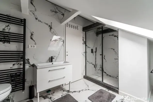 PRET NOU! Casa 6 camere - teren 558 mp - Centrul Aradului...