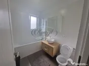 Apartament modern cu parcare si curte privata in Europa 