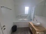 Apartament modern cu parcare si curte privata in Europa 