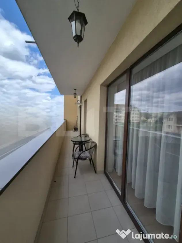 Apartament cu 3 camere – mobilat, utilat, loc de parcare i