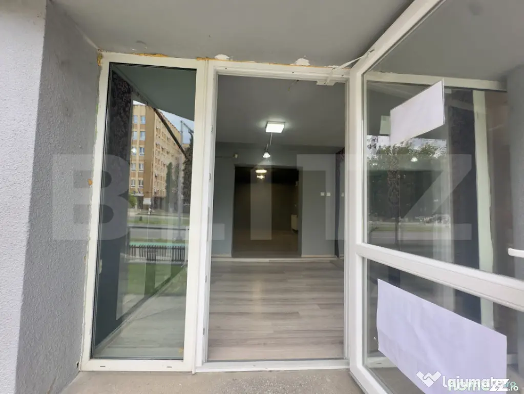 Spațiu comercial de închiriat – 30 mp – Zona Cetate, A