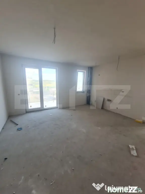 Apartament semidecomandat, 66 mp, 2 bai, terasa 21 mp, garaj