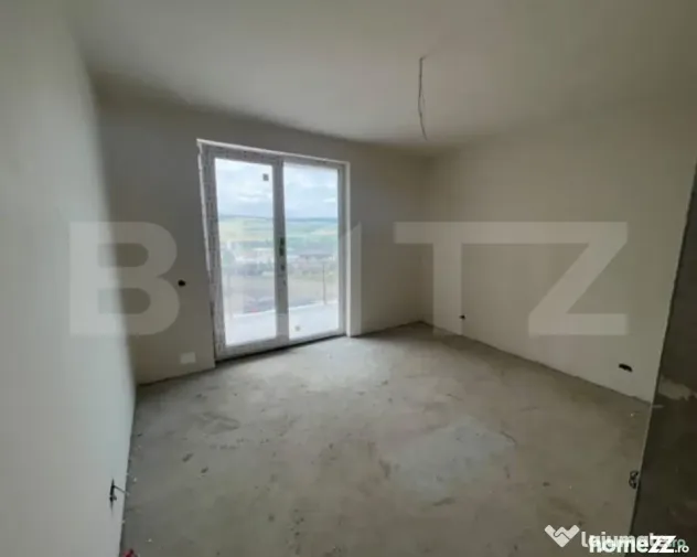 Apartament semidecomandat, 66 mp, 2 bai, terasa 21 mp, garaj