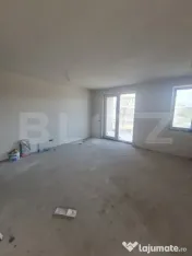 Apartament semidecomandat, 66 mp utili, 2 bai, terasa 21 mp, 