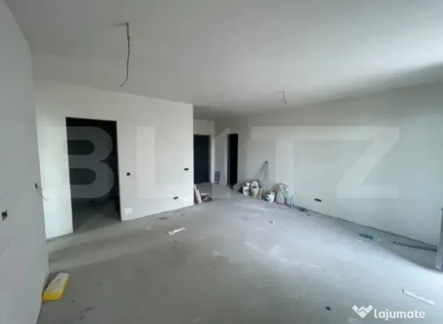 Apartament semidecomandat, 66 mp utili, 2 bai, terasa 21 mp,