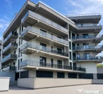 Apartament semidecomandat, 66 mp, 2 bai, terasa 21 mp, garaj